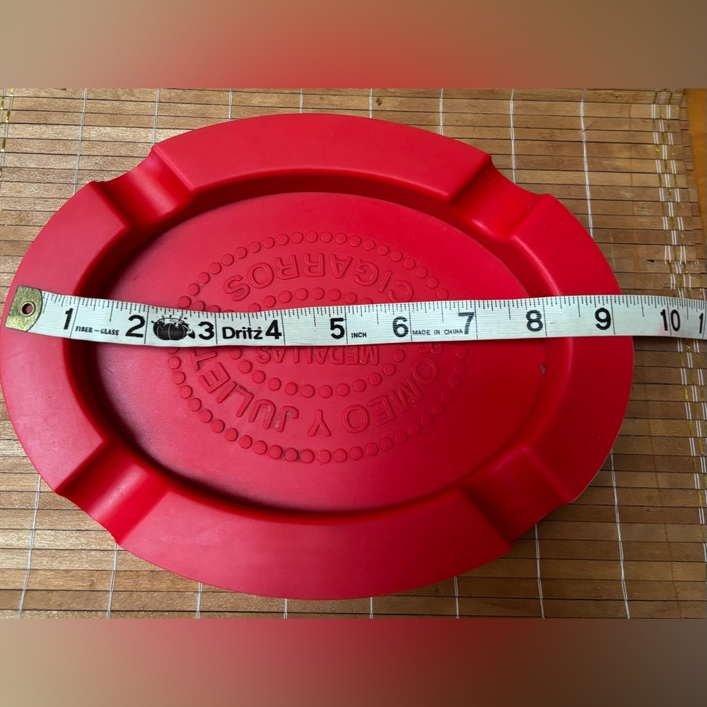 Silicone Cigar Ashtray - Picture 3 of 5